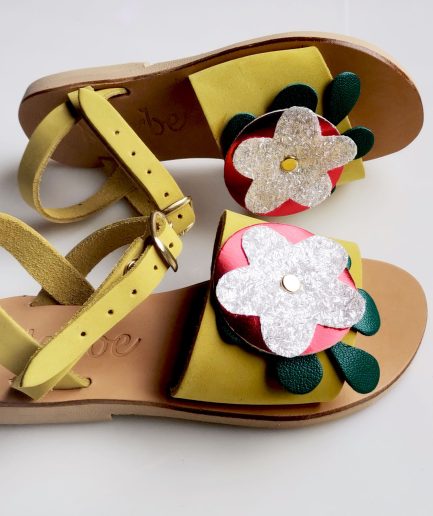 Violeta flower sandals